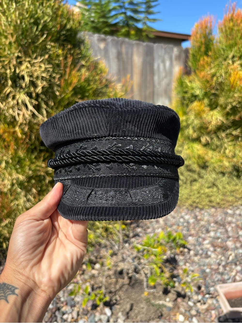 Hat - Picture 7 of 8